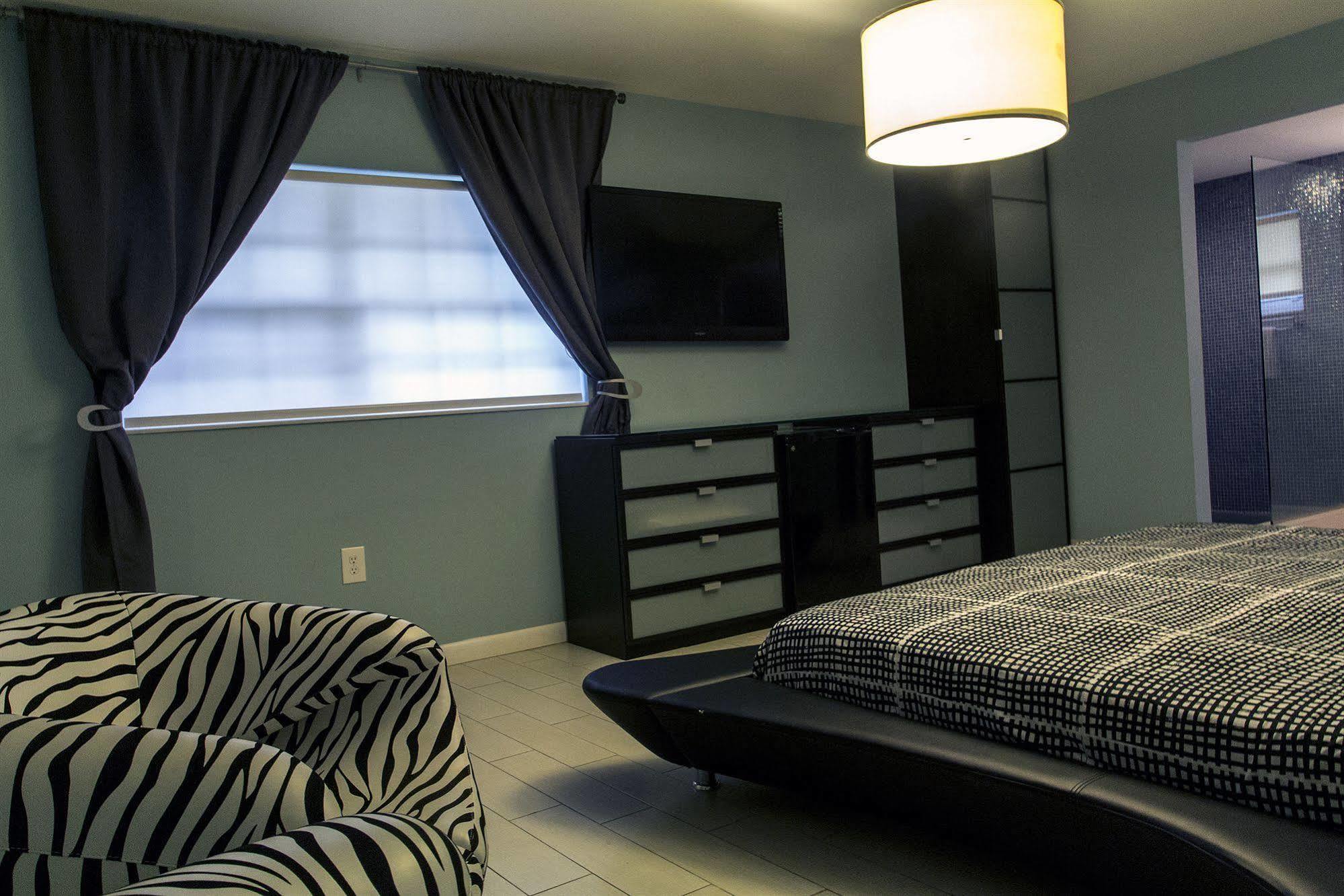 Oyo Hotel Coral Gables - Miami Airport Εξωτερικό φωτογραφία